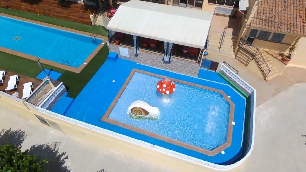 Camping Victoria Canet De Mar Dış mekan fotoğraf